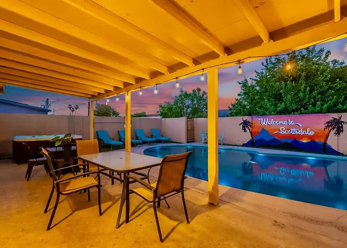 Holiday home 4 Bedroom Vacation With Pool, Hot Tub, And Mini Golf Near Old Town And Dining! Great For Families! Near Airport! *